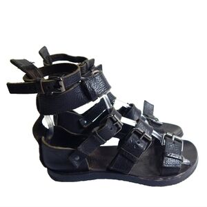 Cydwoq Leather Gladiator Sandal